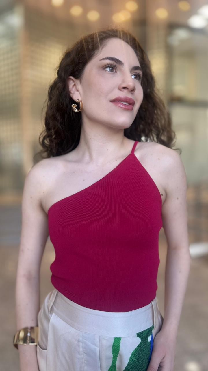 REGATA UM OMBRO SO TRICOT COLOR ANIMALE