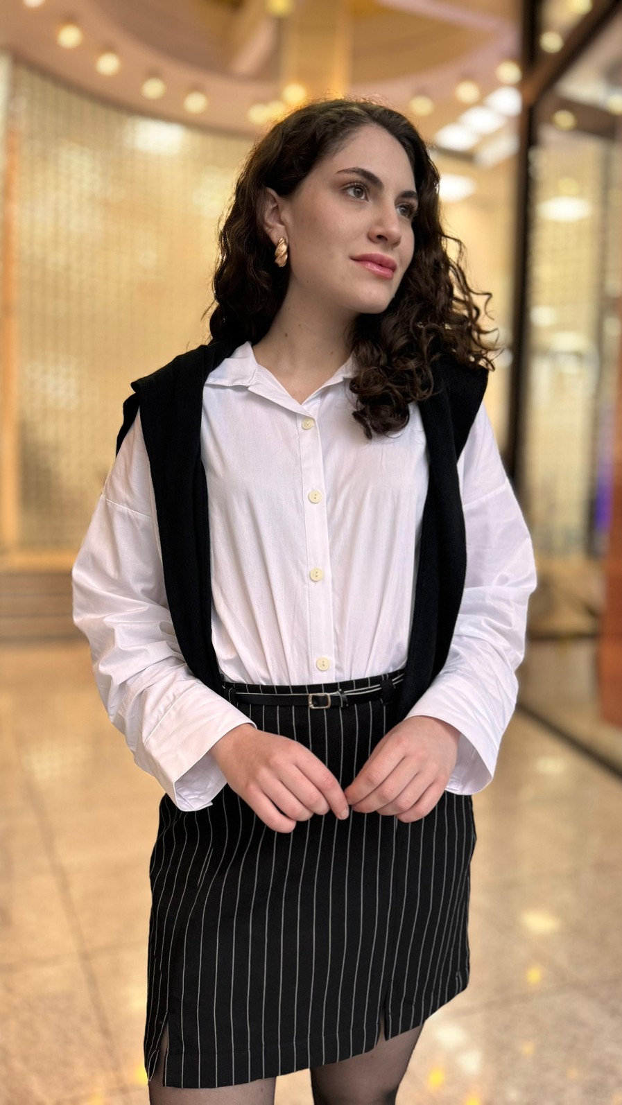 SAIA CURTA ALFAIATARIA COM CINTO - LT-PRETO/OFF WHITE / 36 [MOR]