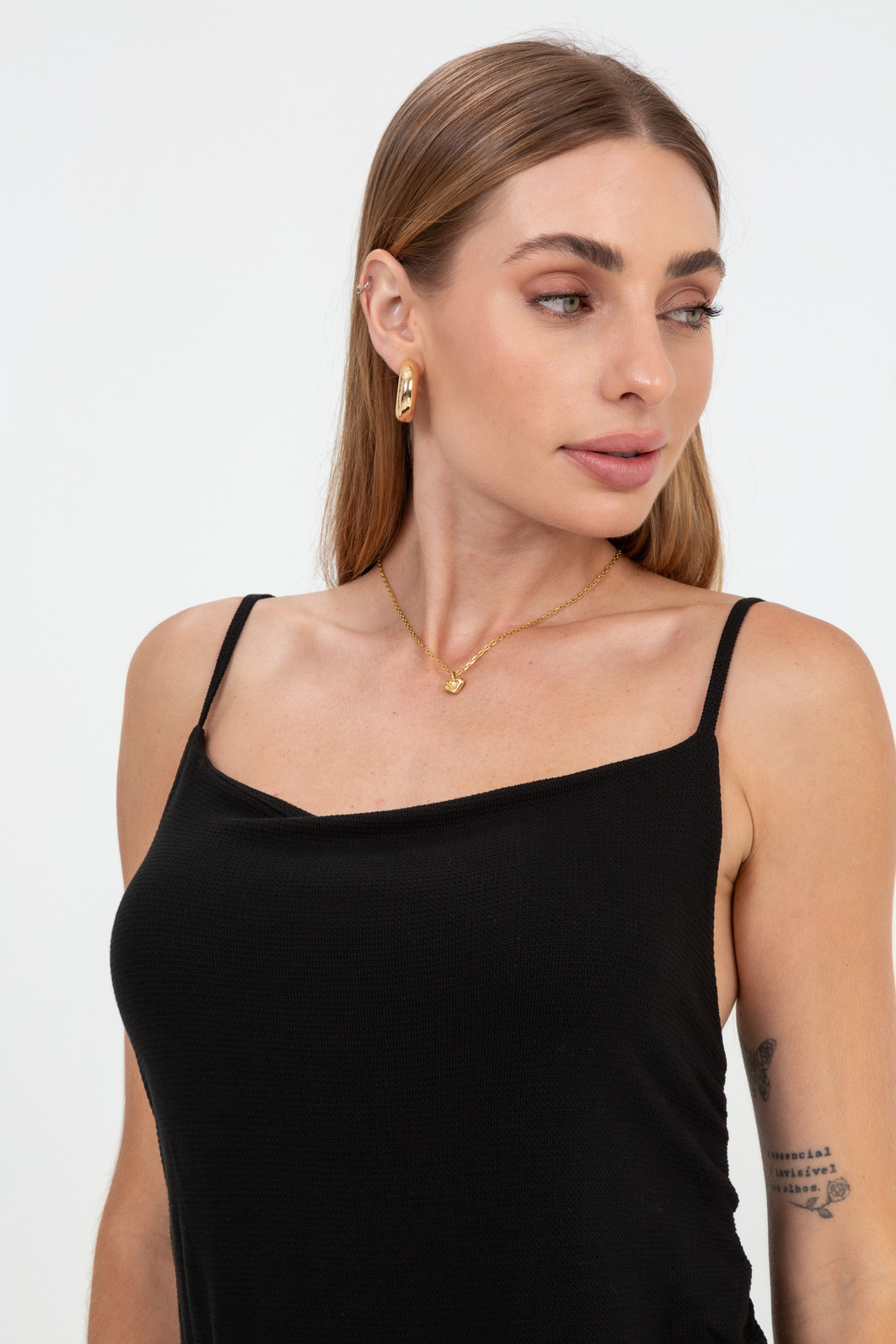 Vestido de Alça e Franzido Sóror Vestido de Alça e Franzido Sóror