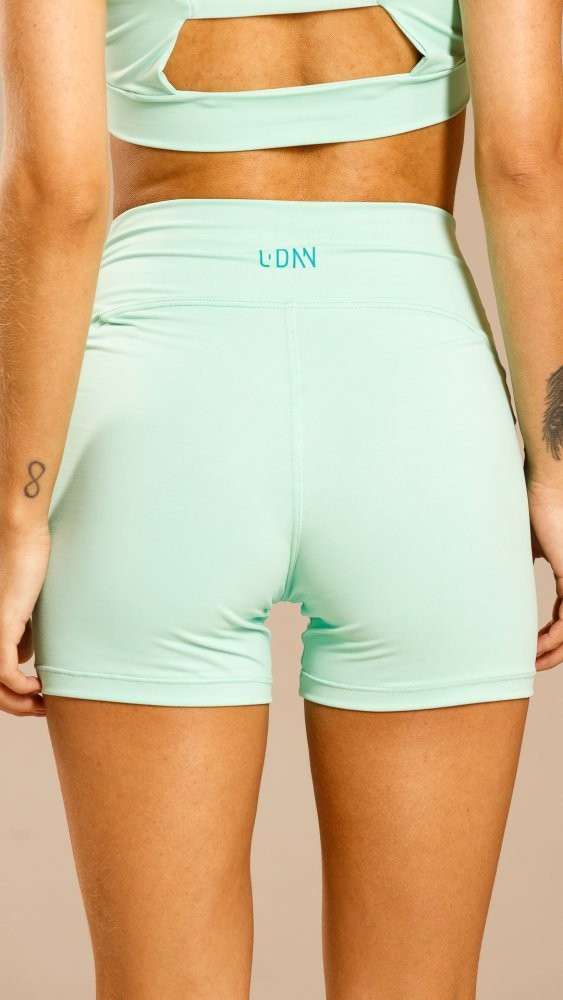 Shorts Liz Verde Matcha Shorts Liz Verde Matcha