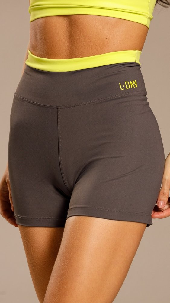 Shorts Madu Cinza Granada e Lima Shorts Madu Cinza Granada e Lima