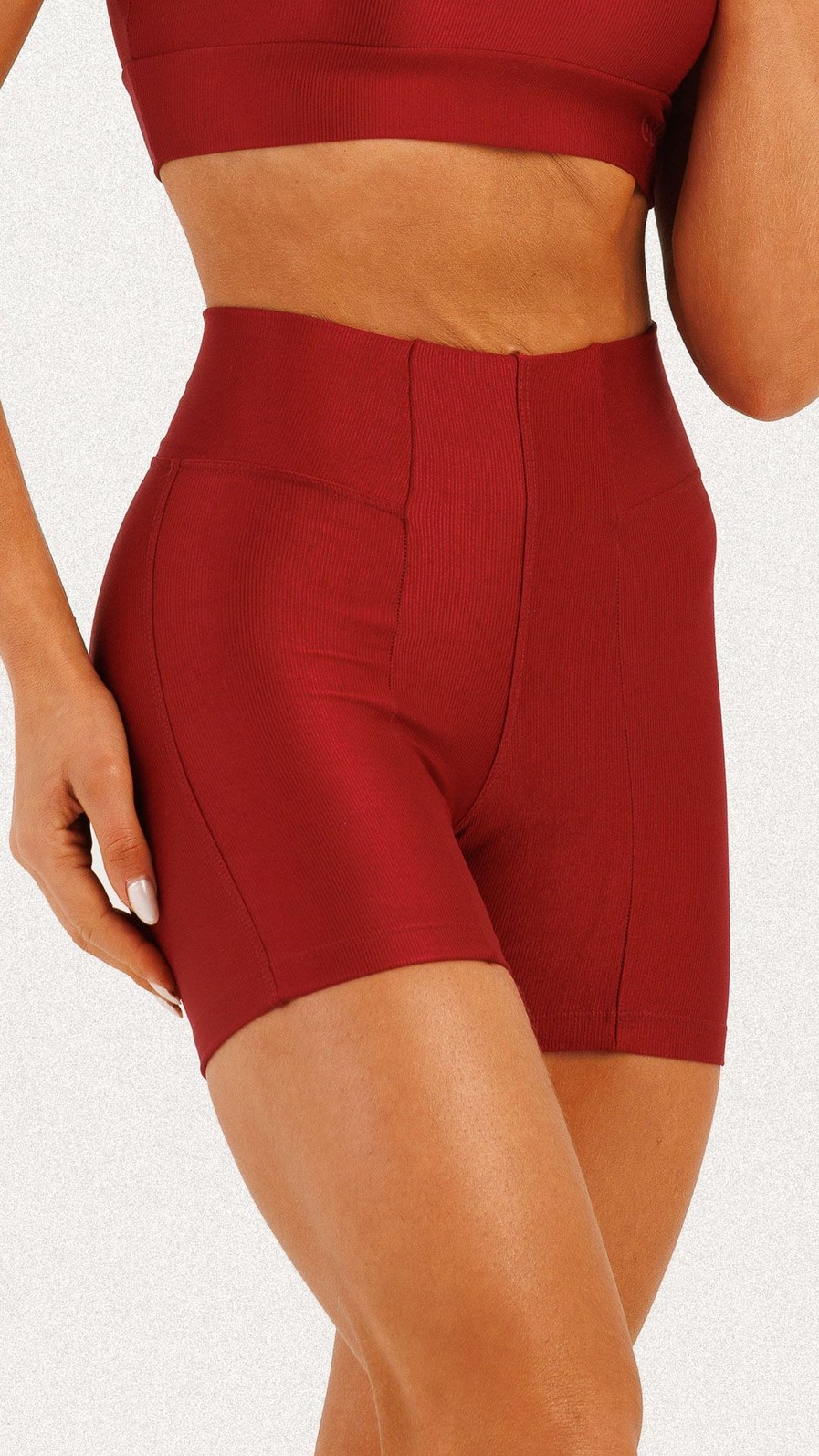 Shorts Canelado Cereja