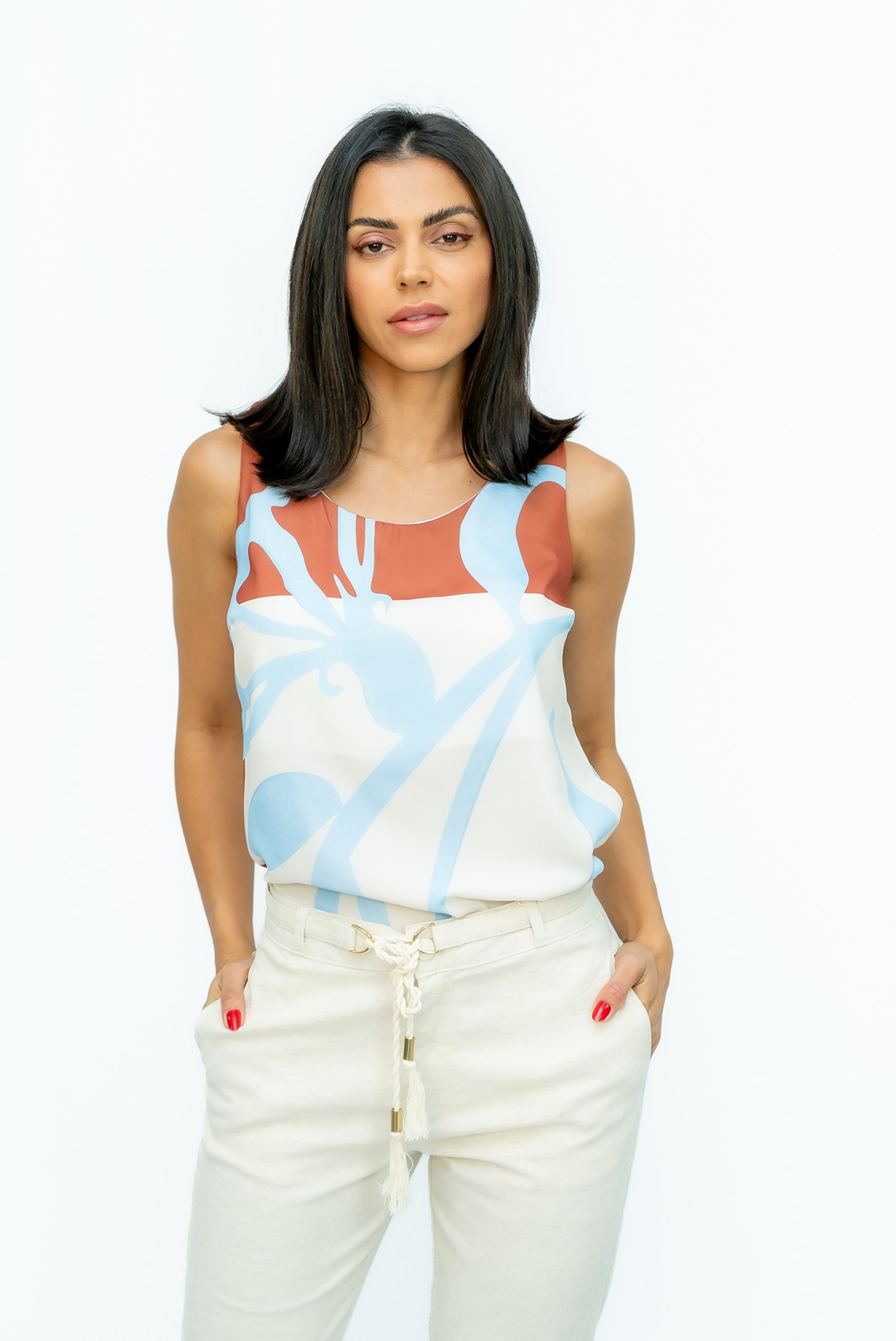 Blusa Cavada Tecido Floral Bana Bana Blusa Cavada Tecido Floral Bana Bana