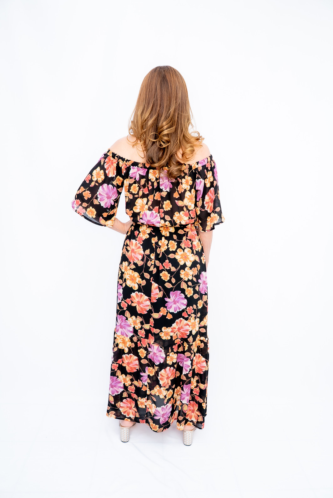Vestido Longo Floral Manga Cigana Preto