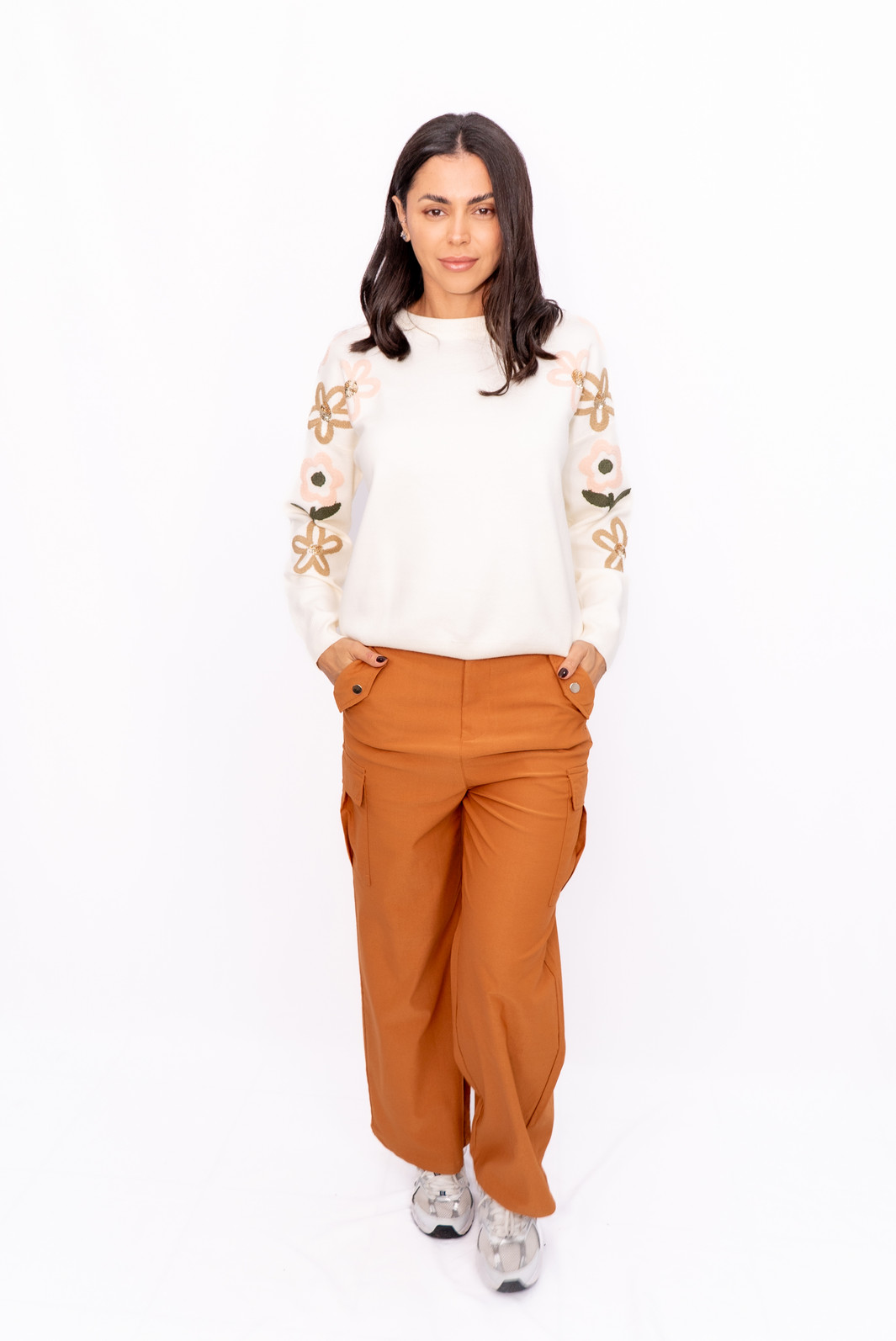 Blusa Modal Bordada nas Mangas Off Whitte
