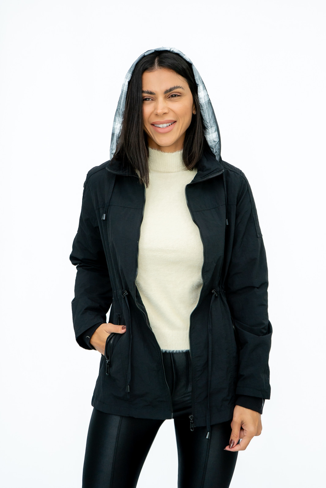 Parka Nylon Corta Vento Xadrez Preta Parka Nylon Corta Vento Xadrez Preta