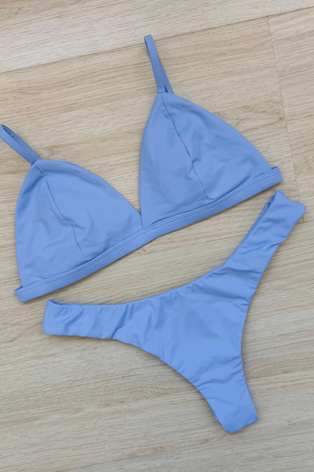 CONJUNTO: TOP KATE E ASA DELTA SERENITY CONJUNTO: TOP KATE E ASA DELTA SERENITY
