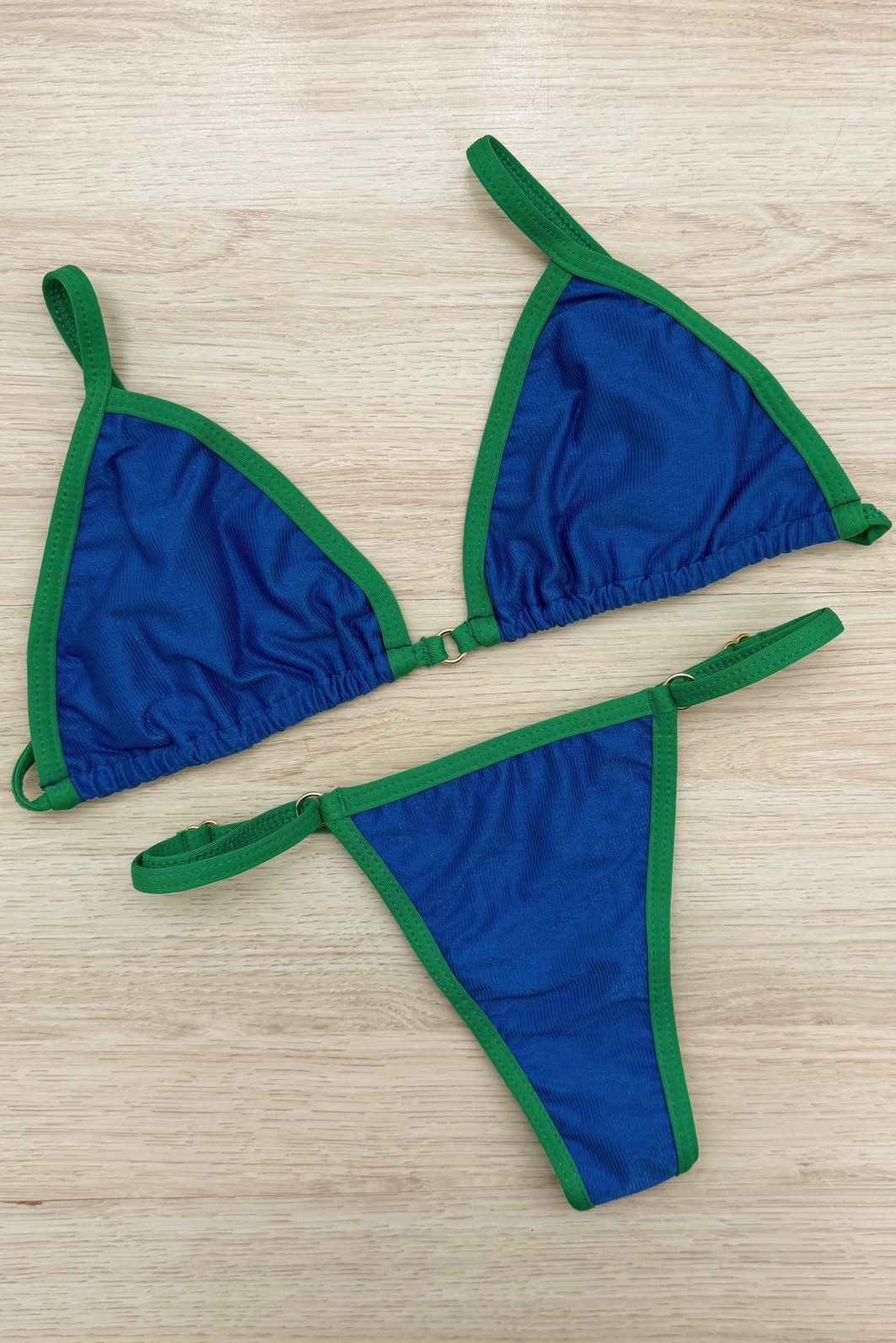 CONJUNTO: TOP SIMPLE E CALCINHA SUZY CANELADO ROYAL CONJUNTO: TOP SIMPLE E CALCINHA SUZY CANELADO ROYAL
