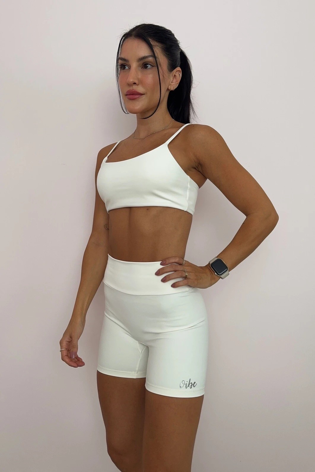 Conjunto: TOP E SHORTS CHANTILLY Conjunto: TOP E SHORTS CHANTILLY