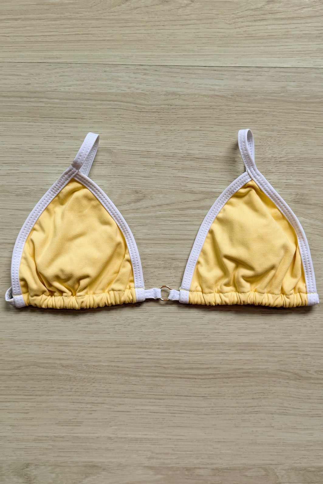 TOP DE BIQUÍNI CORTININHA SIMPLE HONEY