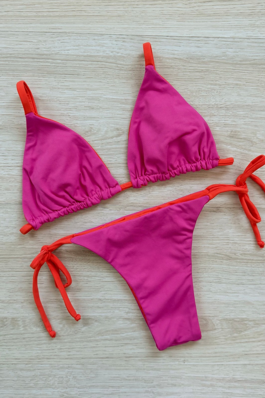 CONJUNTO: TOP LOLA E CALCINHA NINA BELLA+ARIZONA CONJUNTO: TOP LOLA E CALCINHA NINA BELLA+ARIZONA