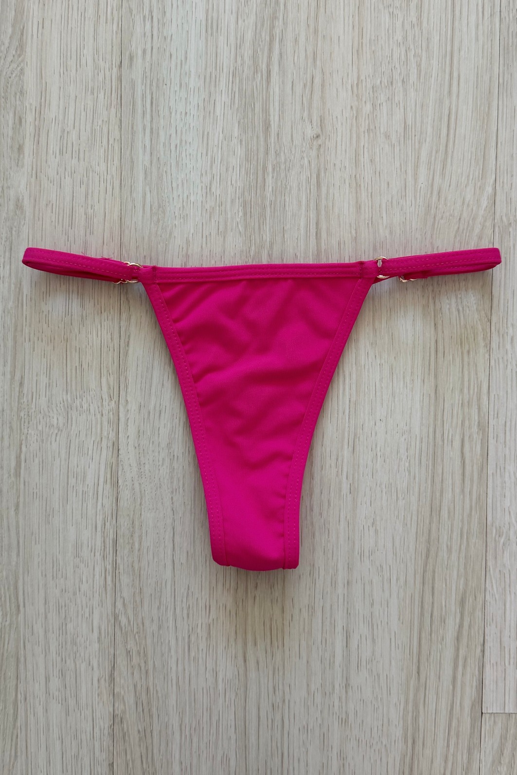 CALCINHA DE BIQUÍNI AJUSTÁVEL SUZY JUJUBA CALCINHA DE BIQUÍNI AJUSTÁVEL SUZY JUJUBA