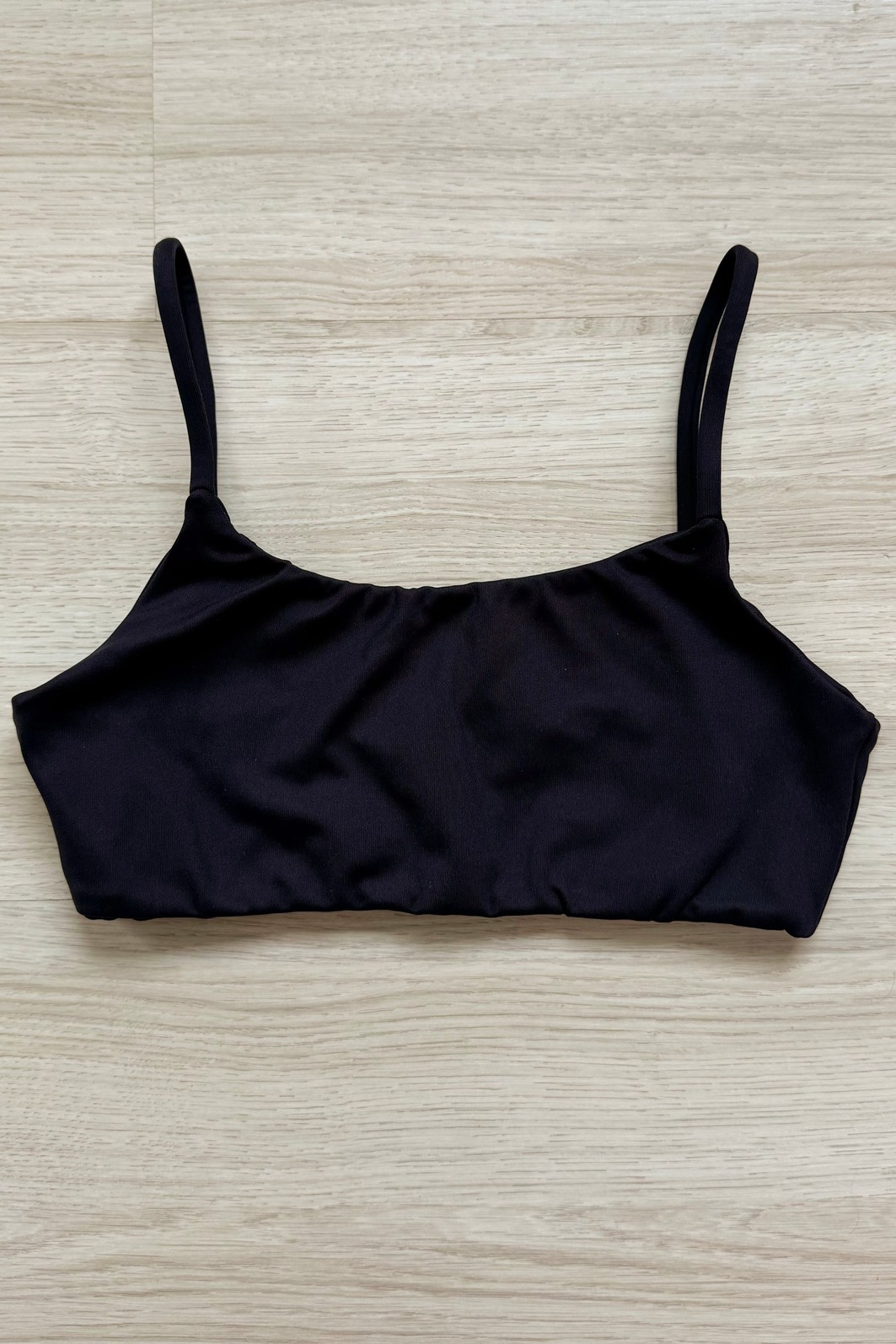TOP BASIC BLACK TOP BASIC BLACK