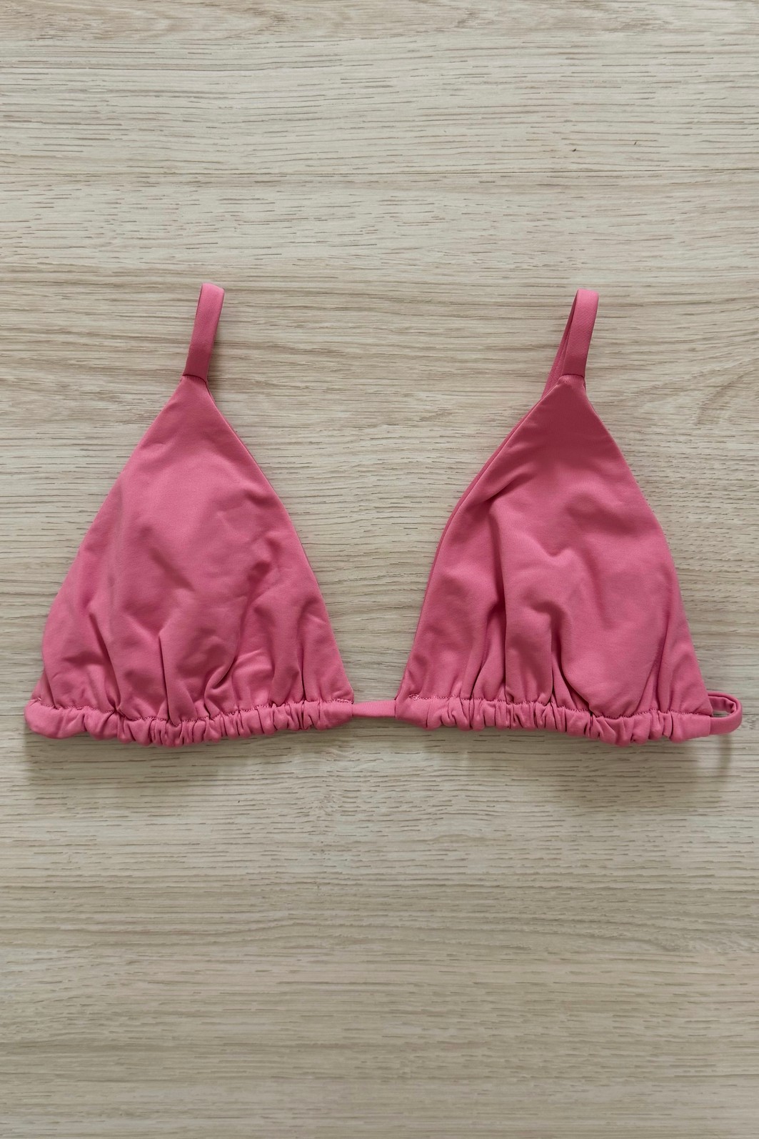 TOP DE BIQUÍNI CORTININHA LOLA CHICLETE