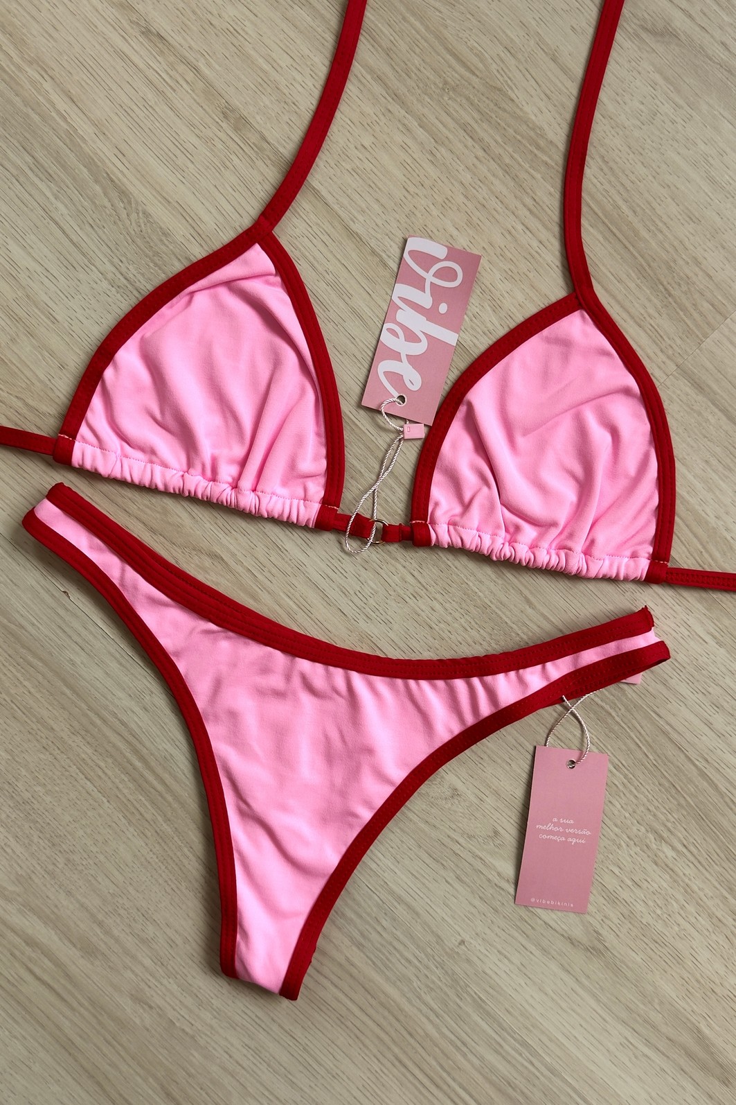 CONJUNTO: TOP SIMPLE E CALCINHA DUDA AMORE CONJUNTO: TOP SIMPLE E CALCINHA DUDA AMORE