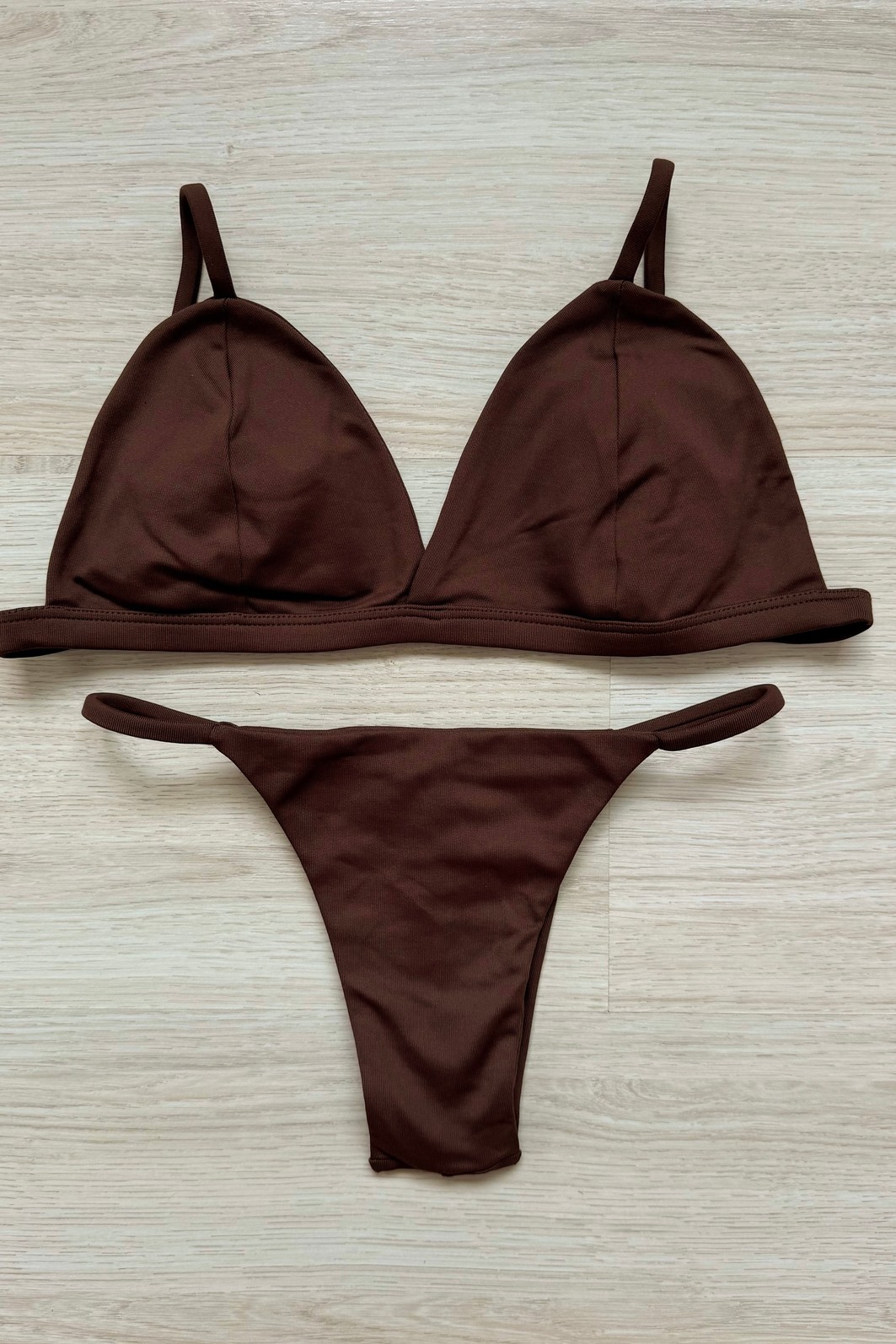 CONJUNTO: TOP KATE E CALCINHA CARLY CAFÉ CONJUNTO: TOP KATE E CALCINHA CARLY CAFÉ