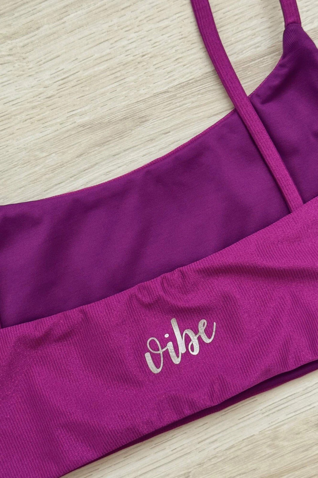 Conjunto: TOP E SHORTS CANELADO GRAPE