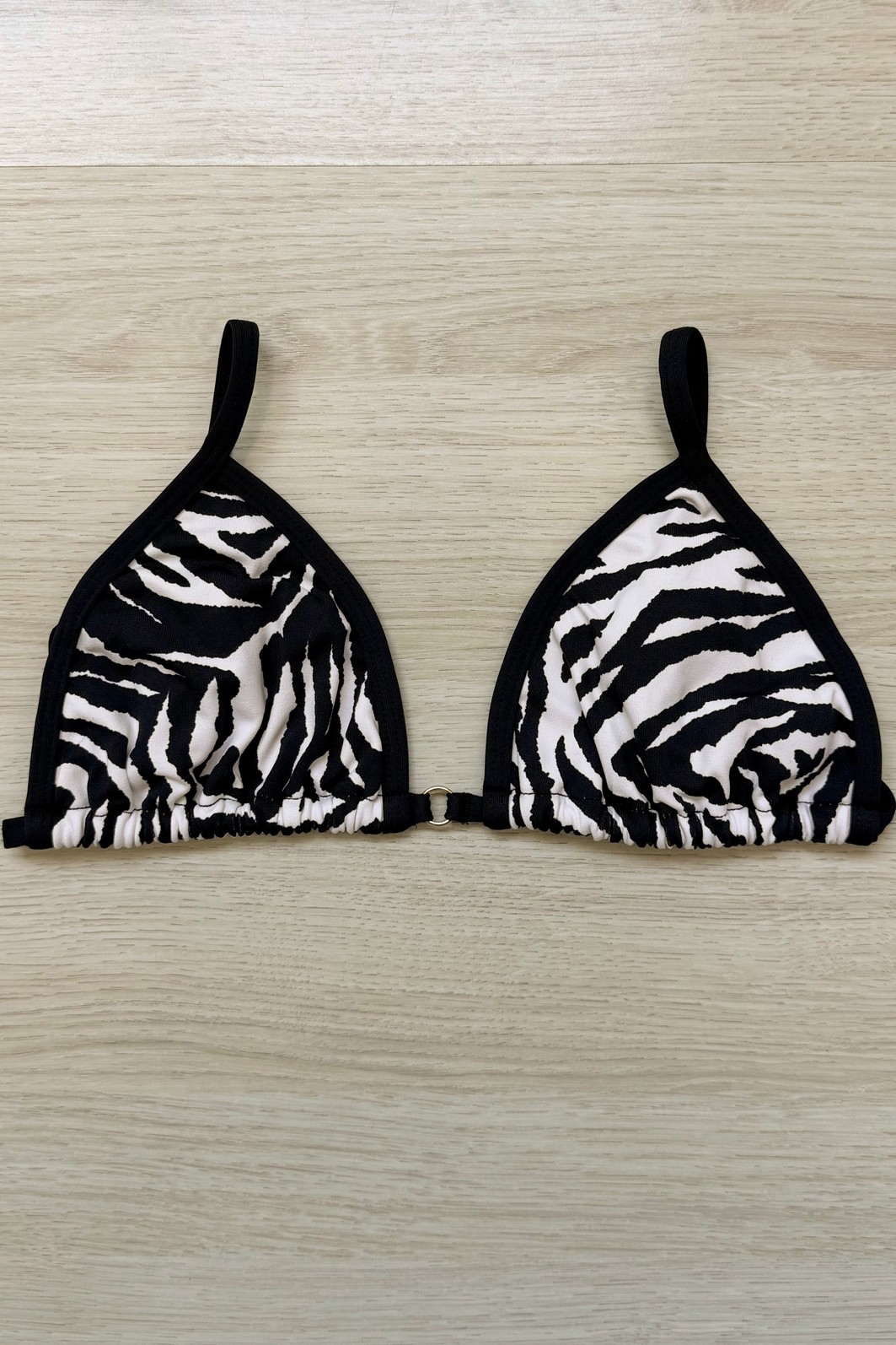 TOP DE BIQUÍNI CORTININHA SIMPLE ZEBRA TOP DE BIQUÍNI CORTININHA SIMPLE ZEBRA