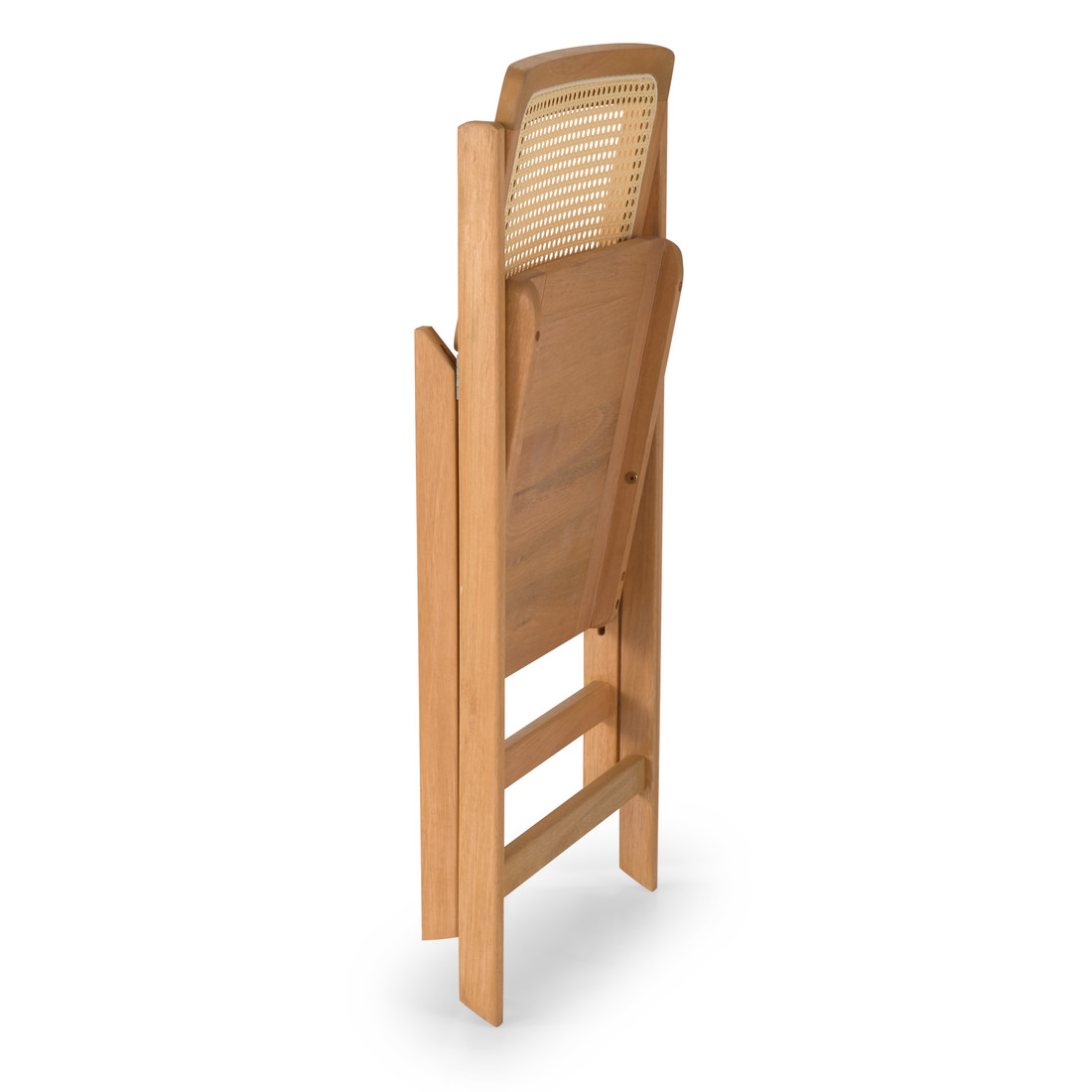 Conjunto de Mesa Quadrada com 4 Cadeiras em Madeira de Eucalipto com Encosto em Rattan Natural na Cor Pitanga Conjunto de Mesa Quadrada com 4 Cadeiras em Madeira de Eucalipto com Encosto em Rattan Natural na Cor Pitanga