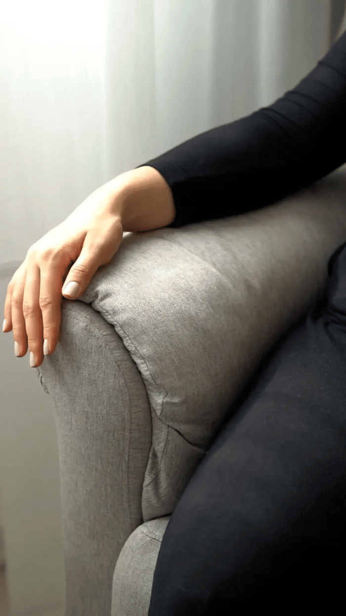 Poltrona de Amamentação Mommy com Balanço Linho Cinza Poltrona de Amamentação Mommy com Balanço Linho Cinza