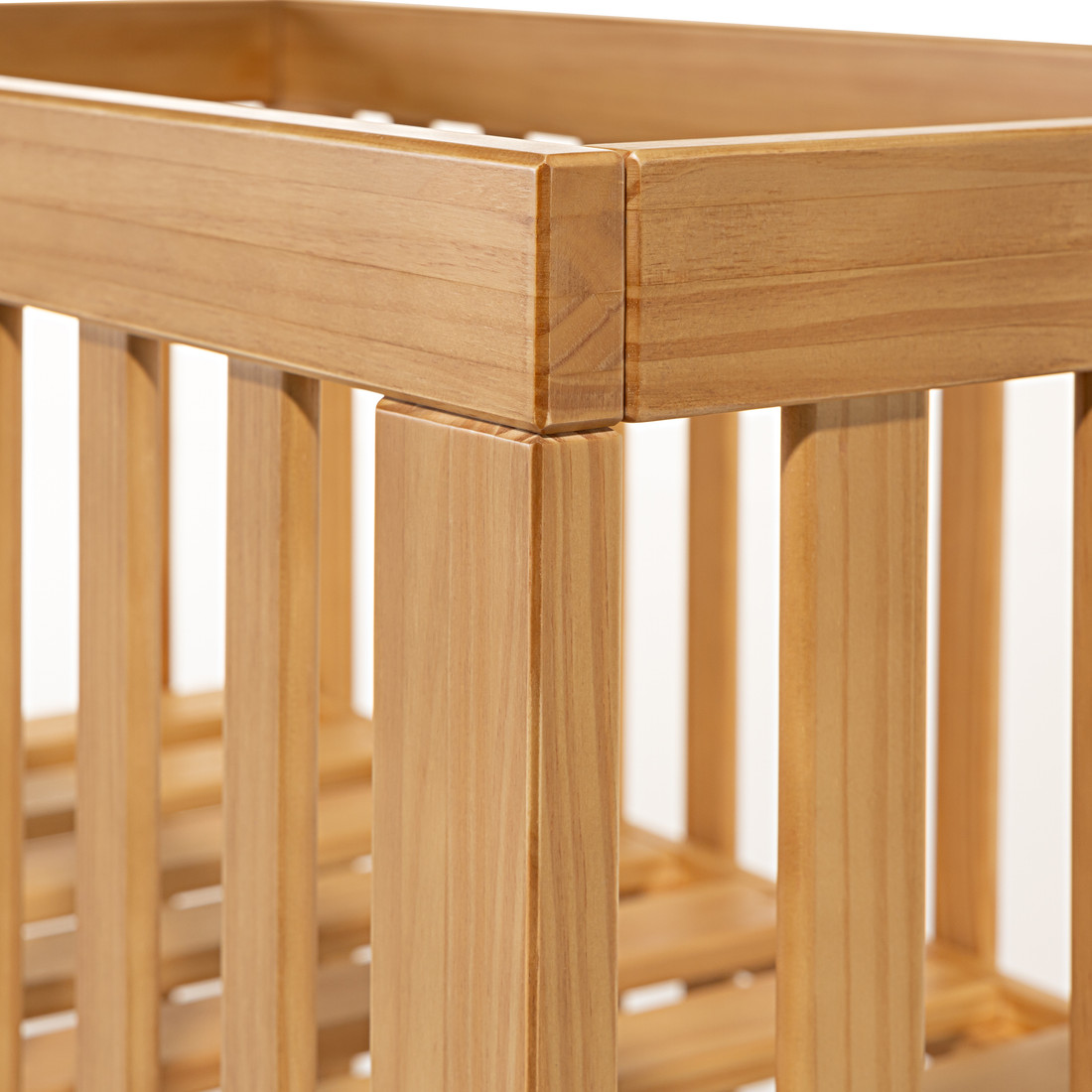 Mini Berço Dobrável Fold de Madeira na Cor Mel Mini Berço Dobrável Fold de Madeira na Cor Mel