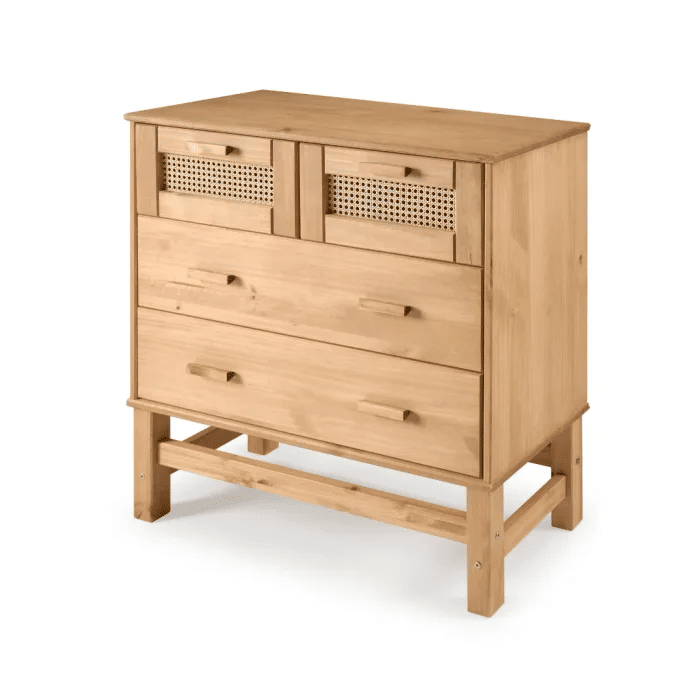 Cômoda Nature em Madeira e Rattan 04 gavetas Cômoda Nature em Madeira e Rattan 04 gavetas