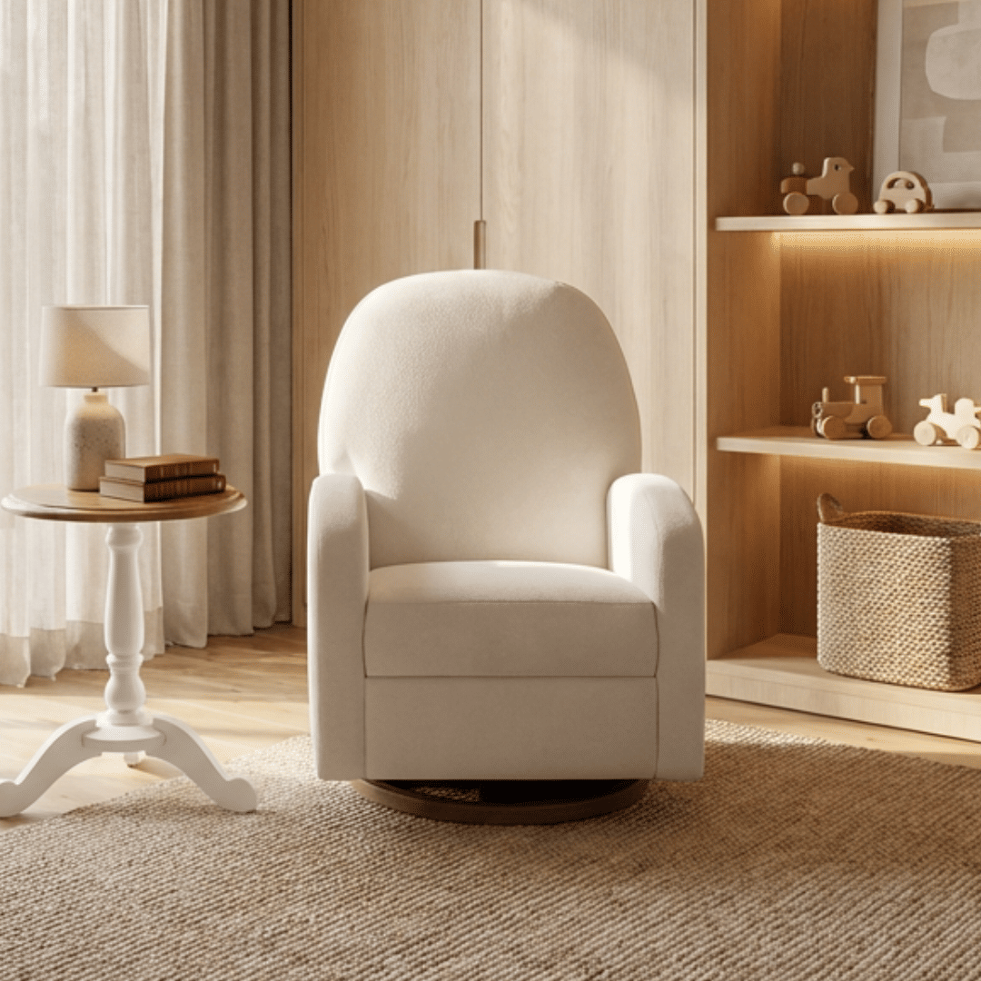 Poltrona de Amamentação Nina Giratória com Balanço Bouclé Branco