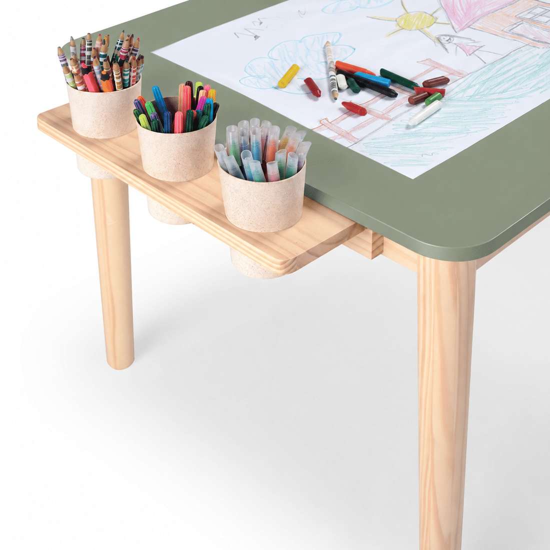 Mesa Infantil Quadrada de Madeira Maciça 61cm Verde Oliva com Porta-Lápis e Suporte para Papel Mesa Infantil Quadrada de Madeira Maciça 61cm Verde Oliva com Porta-Lápis e Suporte para Papel