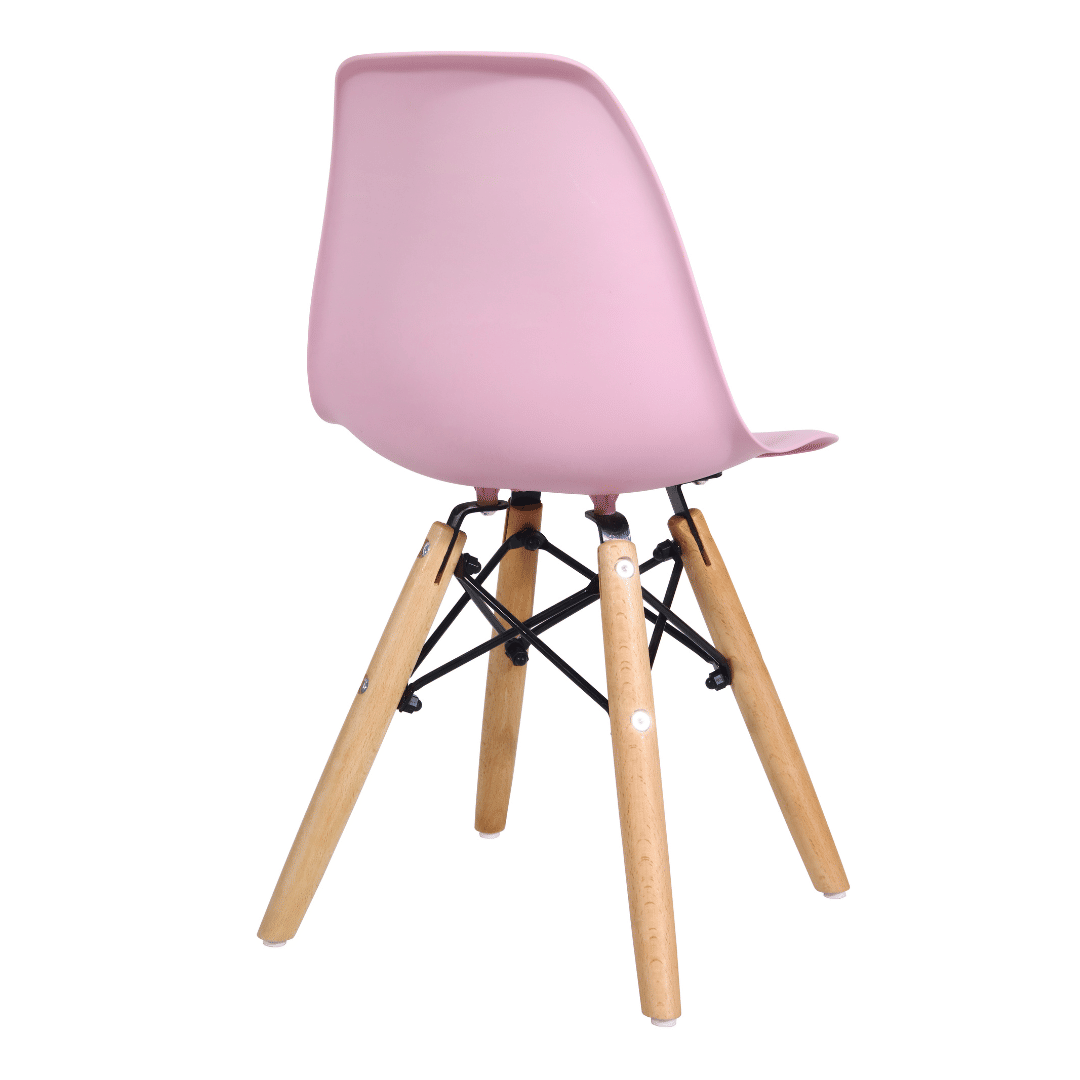 Cadeira Infantil Mavie em Polipropileno com Pés de Madeira Rosa Cadeira Infantil Mavie em Polipropileno com Pés de Madeira Rosa