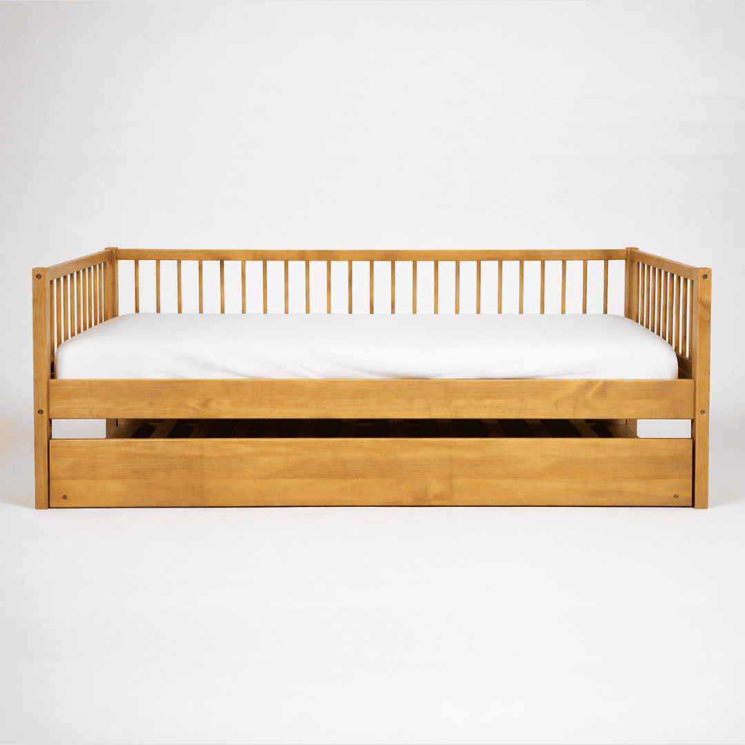 Cama de Solteiro com Cama Auxiliar em Madeira Maciça Pinus Mel Cama de Solteiro com Cama Auxiliar em Madeira Maciça Pinus Mel