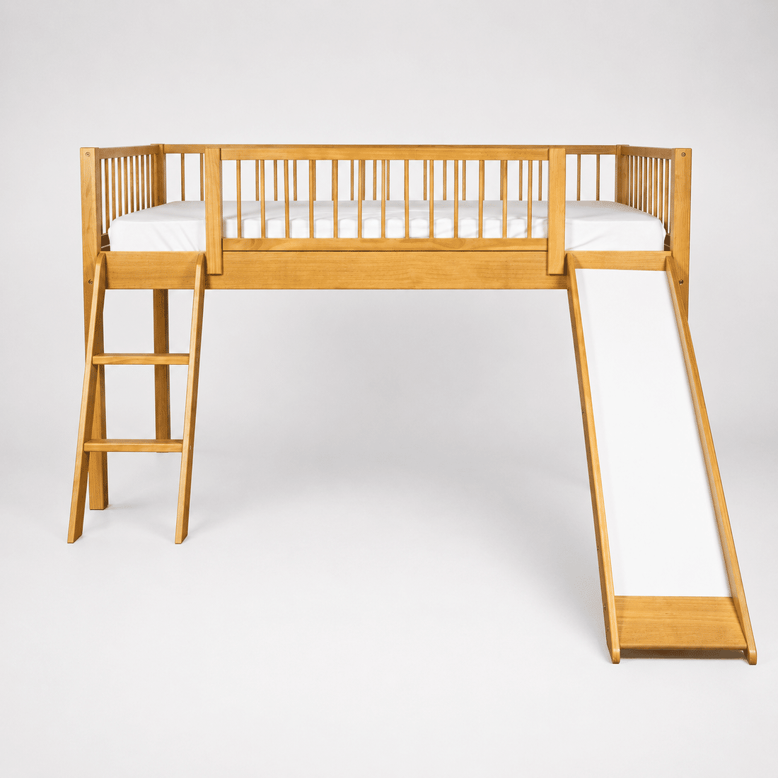 Cama Infantil de Solteiro Com Escorregador Bloomie em Madeira Maciça Pinus Mel