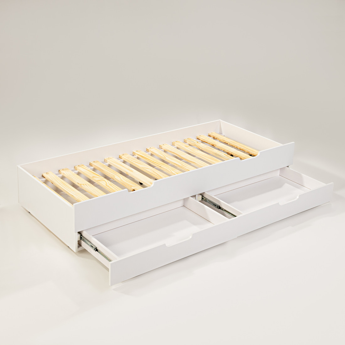 Cama Auxiliar com Duas Gavetas de Madeira Maciça Cor Branca Cama Auxiliar com Duas Gavetas de Madeira Maciça Cor Branca