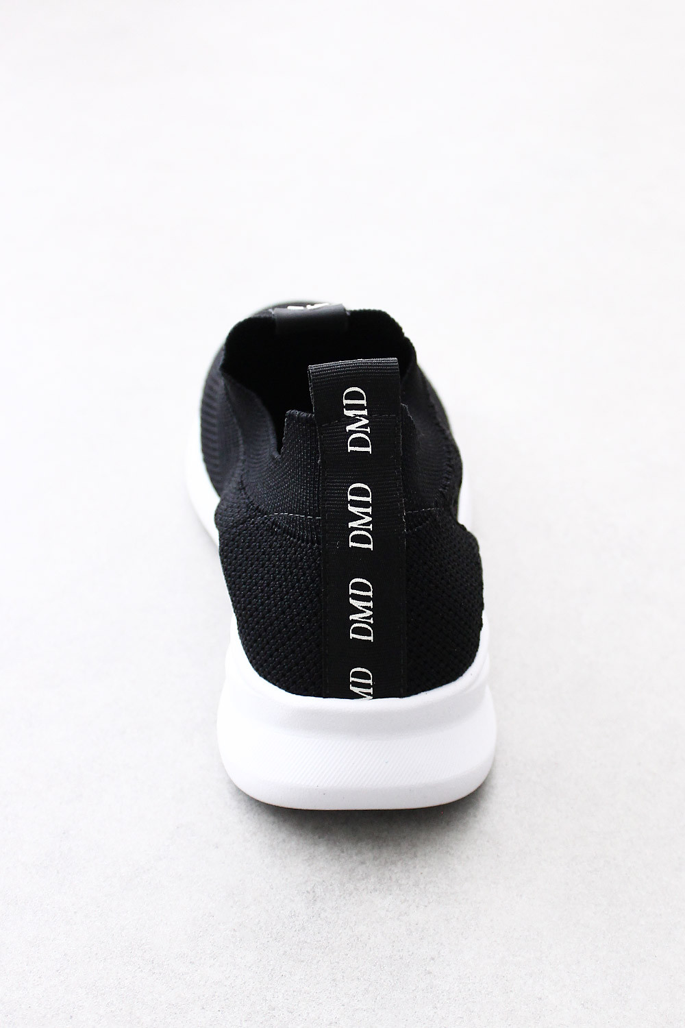 Tênis Dumond Casual em Knit com Palmilha Macia e Solado Confortável