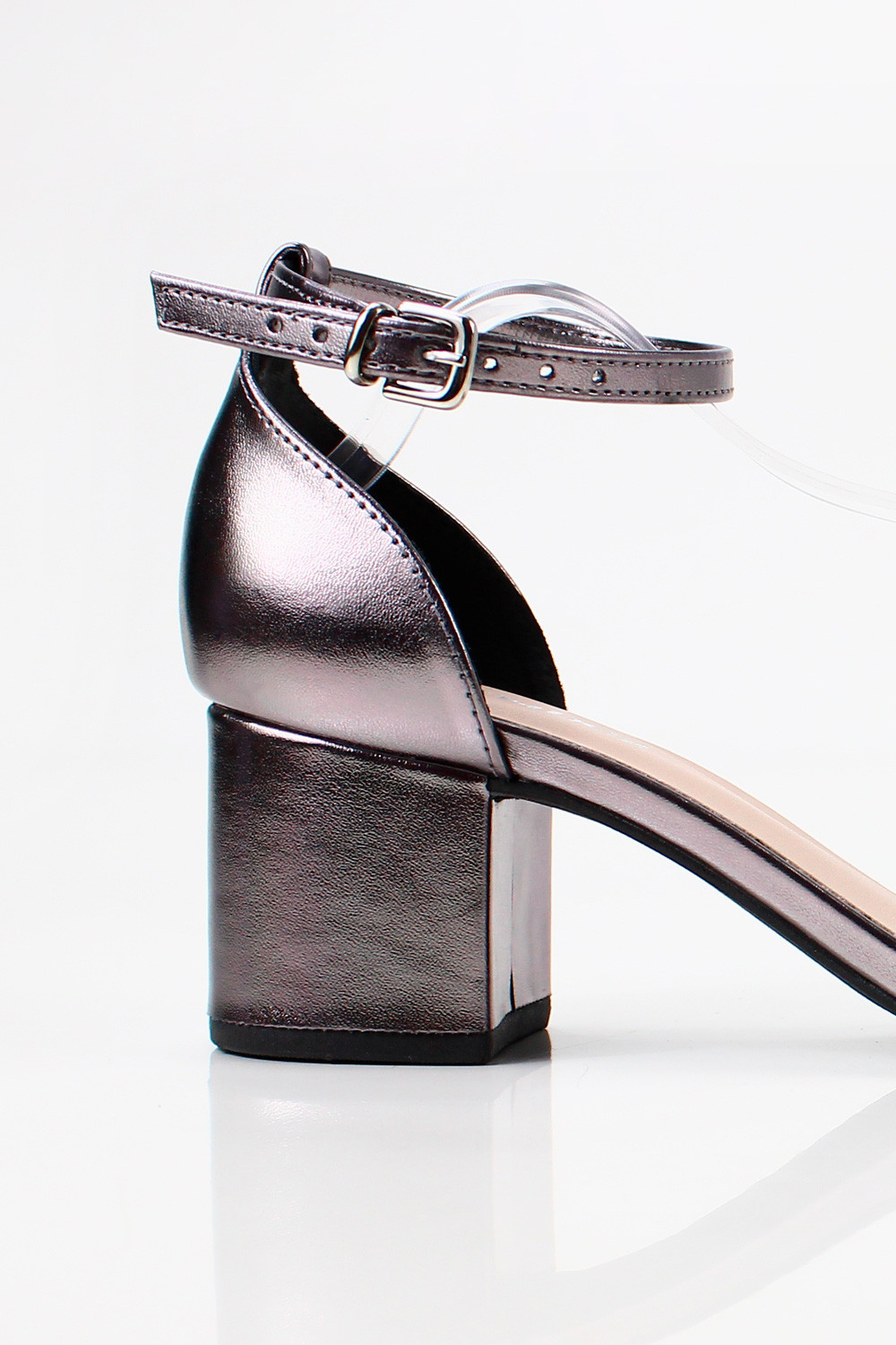 Sandália Mybez Fiorella com Salto Bloco Elegante