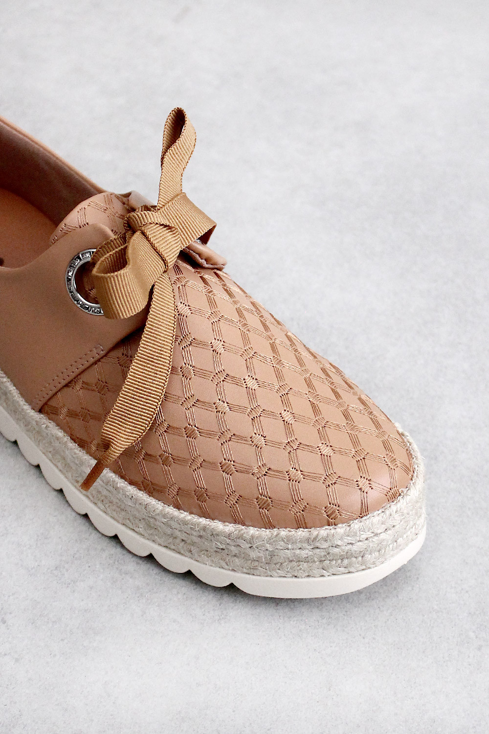 Tênis Mybez Luana com Cadarço em Gorgurão