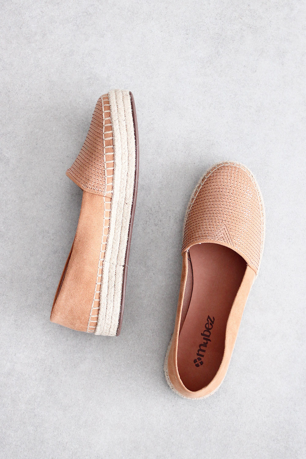 Alpargata Mybez Bel com Paetês e Solado em Corda