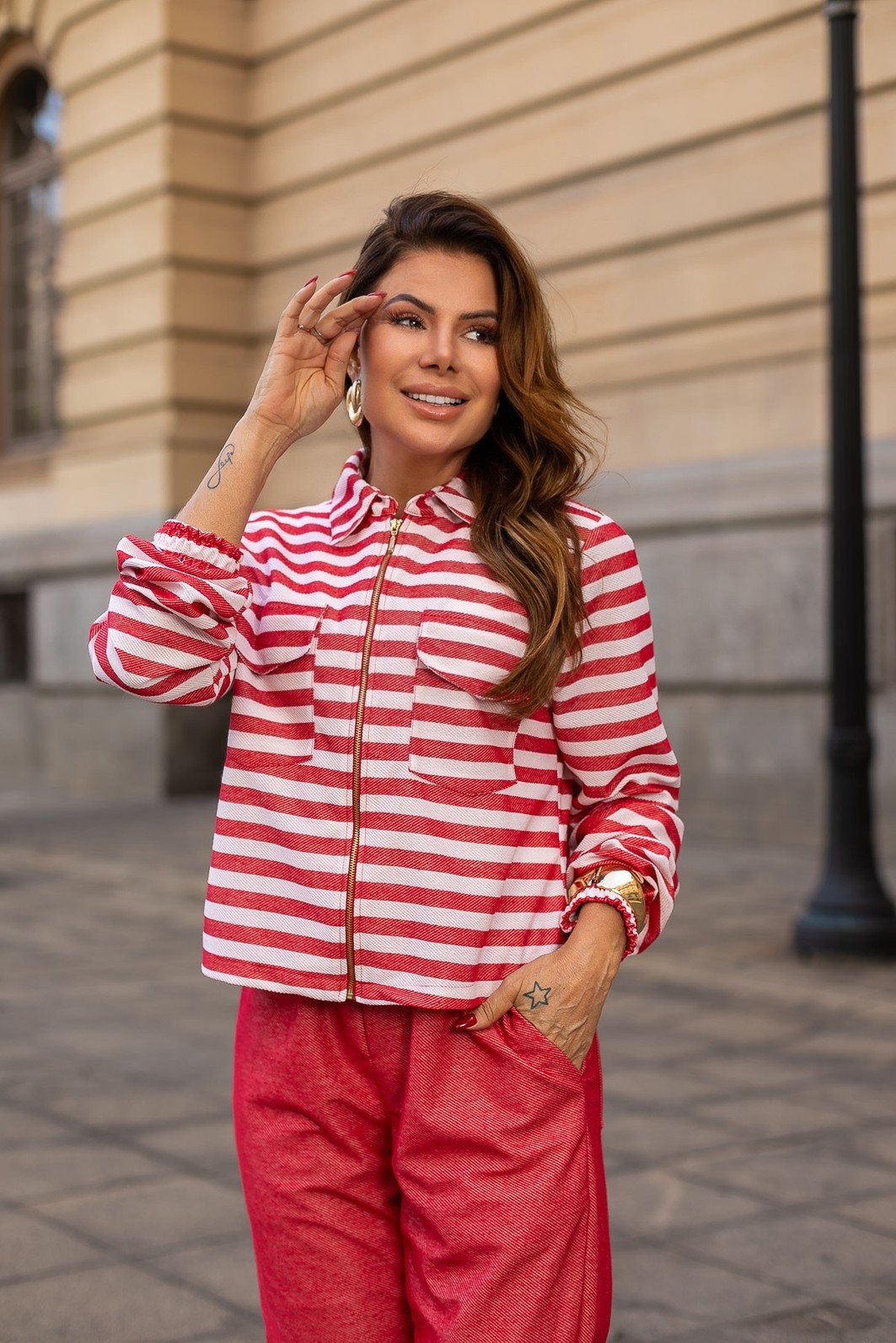 Conjunto Feminino  Em Moleton levinho Vermelho  com listra  Gloria