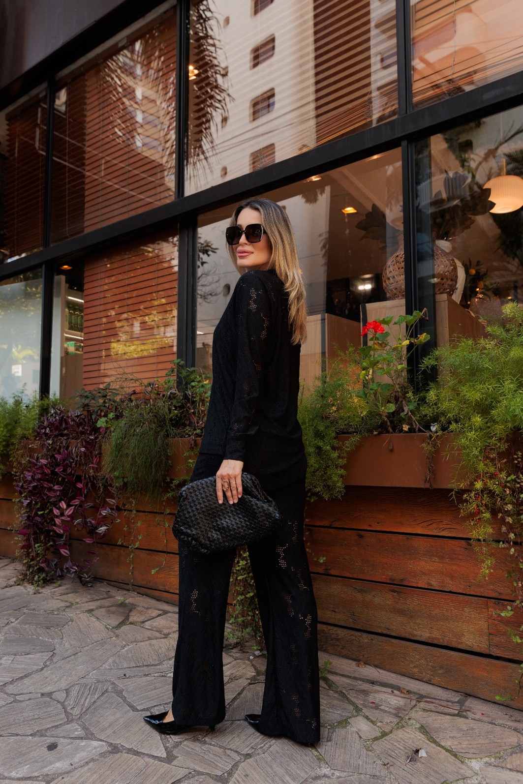 Conjunto Helena em Malha Laise Premium Camisa Manga Longa e Calça Pantalona Preto. ⚠️ ATENÇÃO | PRÉ-VENDA Este produto será enviado a partir de 27/07. Conjunto Helena em Malha Laise Premium Camisa Manga Longa e Calça Pantalona Preto. ⚠️ ATENÇÃO | PRÉ-VENDA Este produto será enviado a partir de 27/07.