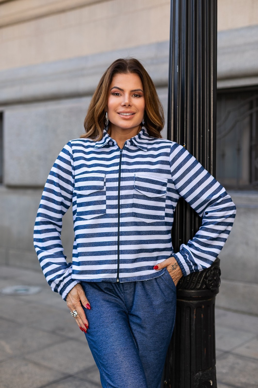 Conjunto Feminino  Em Moleton levinho azul jeans com listra  Gloria