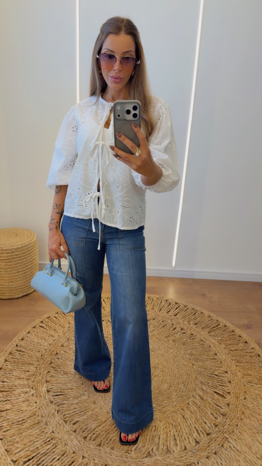 Bata Aline em Laise 100% Algodão com Amarração Frontal Branco. Bata Aline em Laise 100% Algodão com Amarração Frontal Branco.