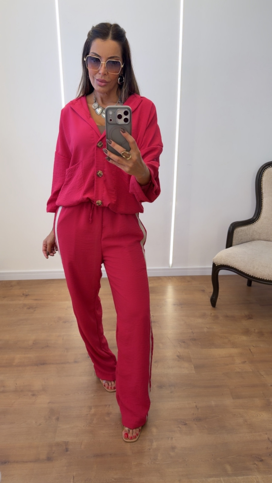 Conjunto Feminino Parka e Pantalona Listrado Vania Pink Fuscia Conjunto Feminino Parka e Pantalona Listrado Vania Pink Fuscia
