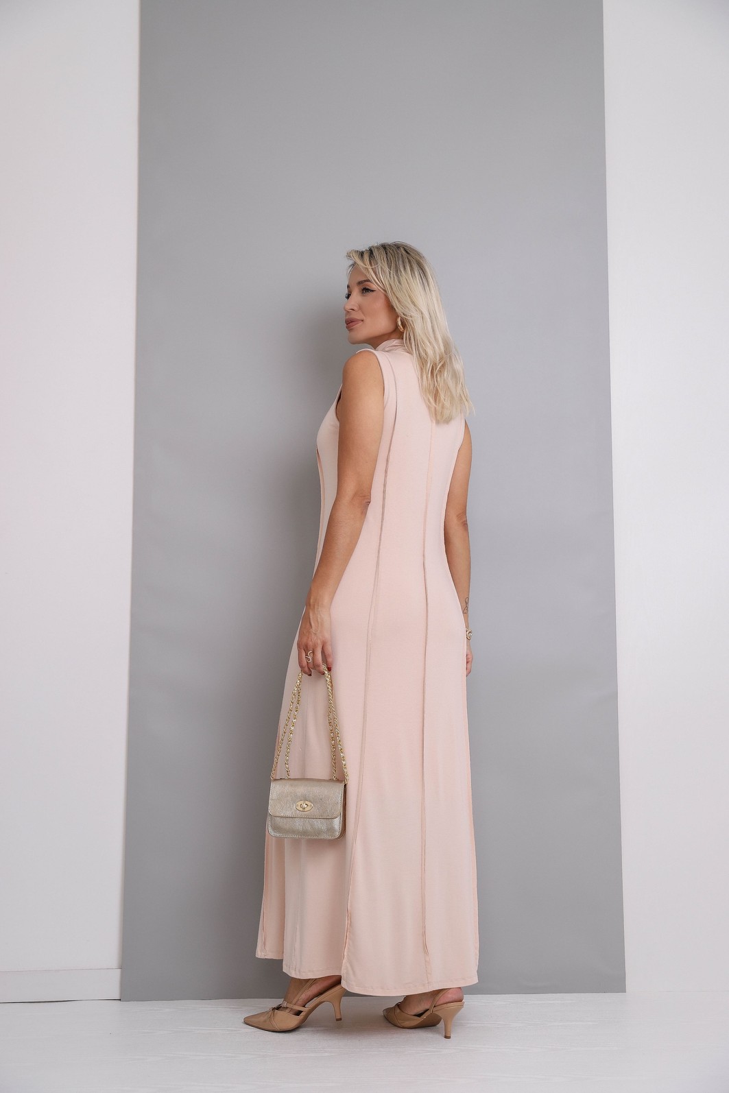 Vestido em malha com recortes Helena Nude Vestido em malha com recortes Helena Nude