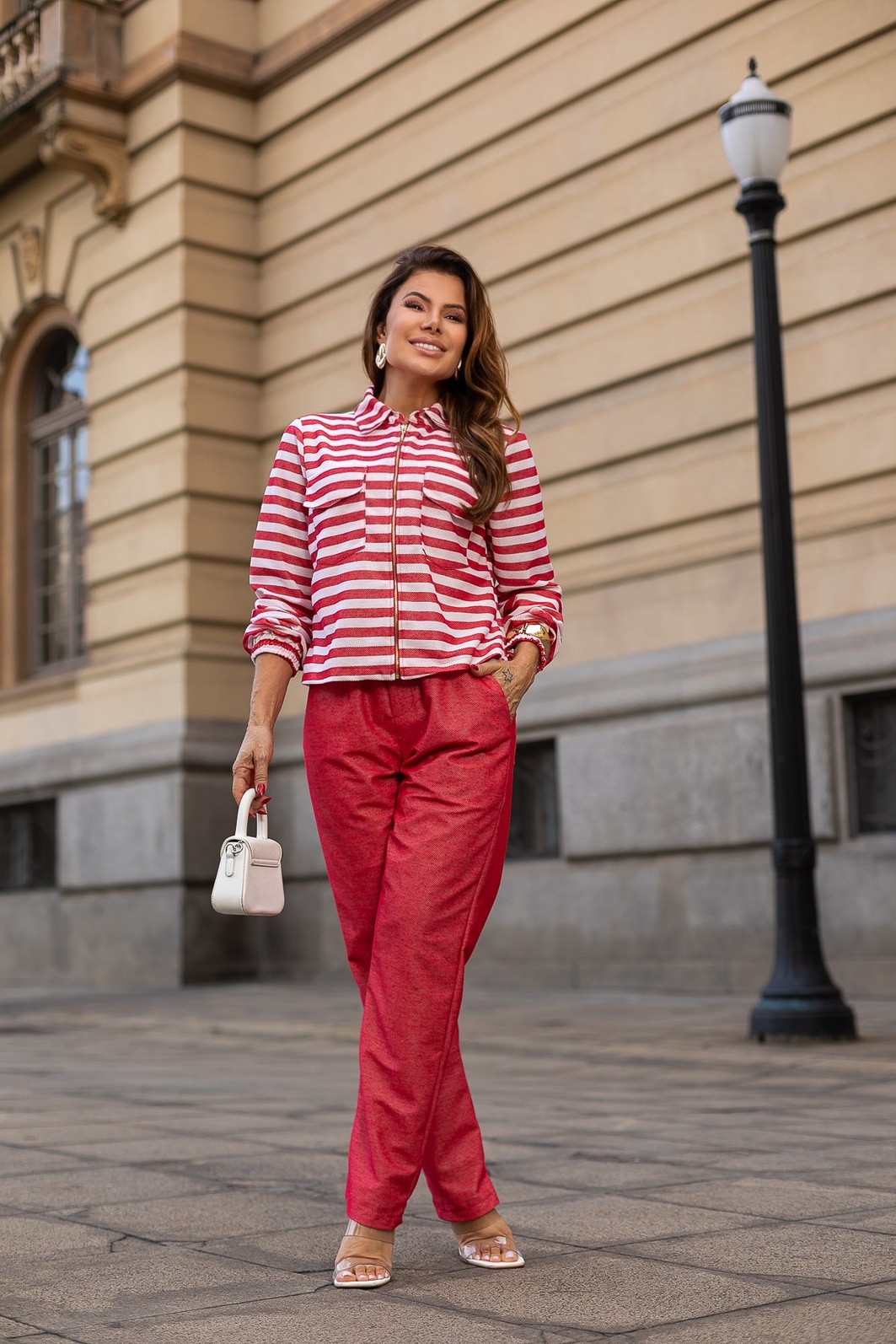 Conjunto Feminino  Em Moleton levinho Vermelho  com listra  Gloria