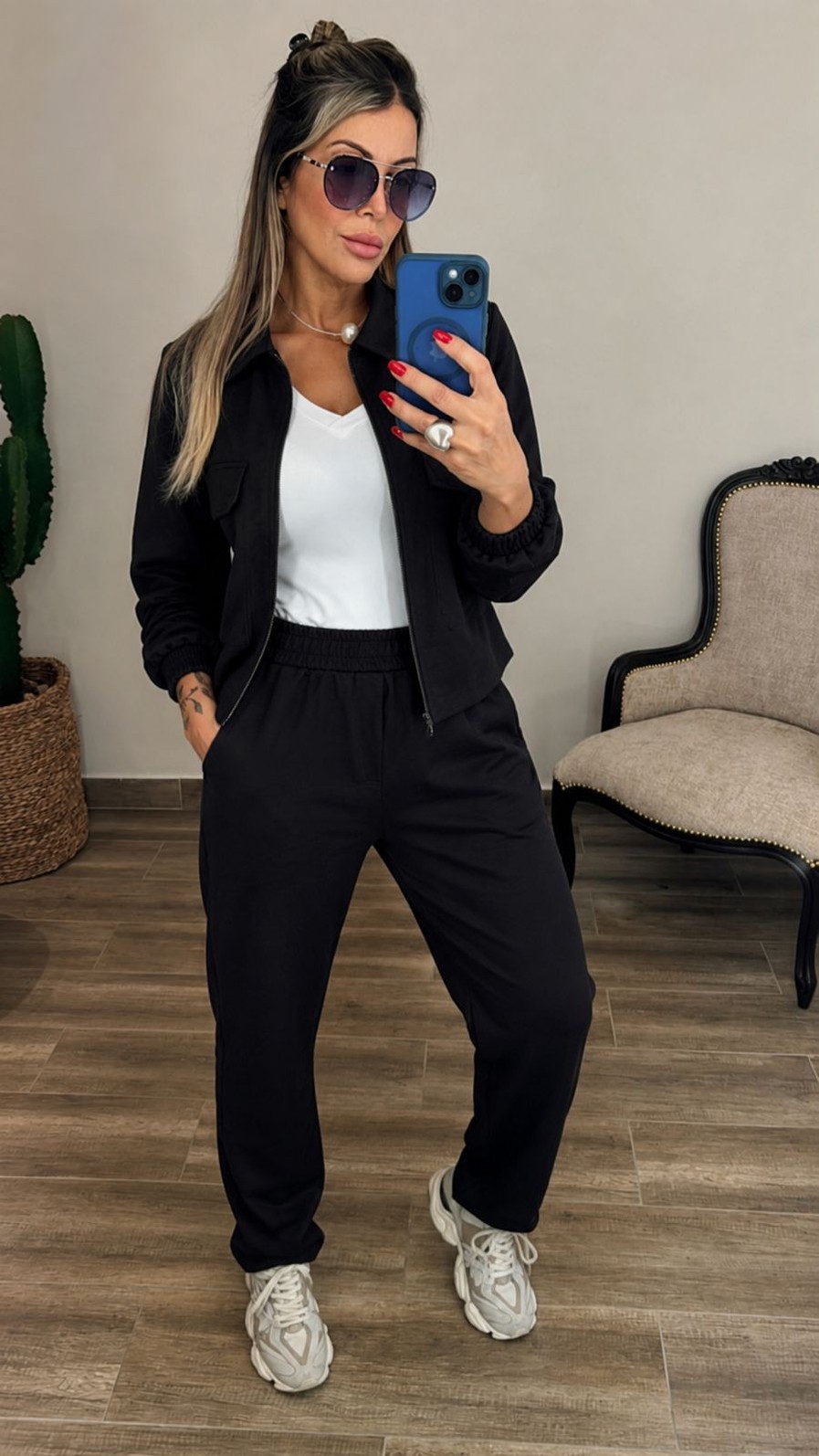 Conjunto  Feminino Em Moleton Fleece   Preto  Gloria ATENÇÃO ENVIOS DIA 01-07 PRODUTO EM PRODUÇÃO