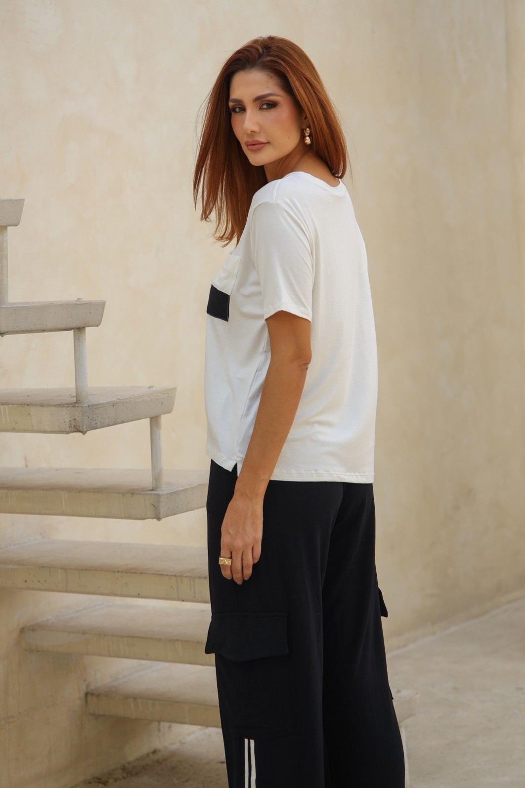 Conjunto com t Shirts e Pantalona Bicolor Maria  Preto/Off