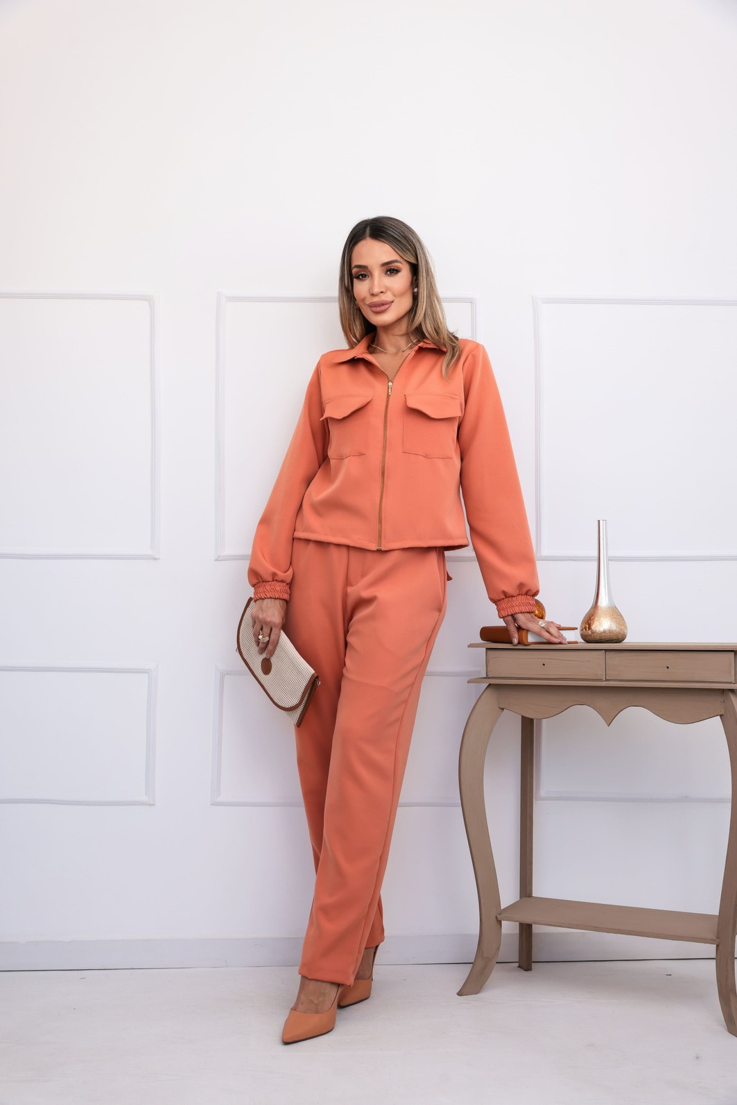 Conjunto em Alfaitaria Armani Catarina 2.0 - Pessego Conjunto em Alfaitaria Armani Catarina 2.0 - Pessego