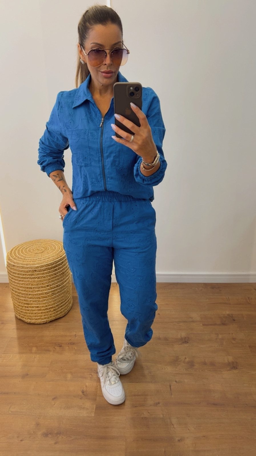 Conjunto de Jaquetinha e Calça Jogger  Bordado  lasie  Aurora Azul jeans