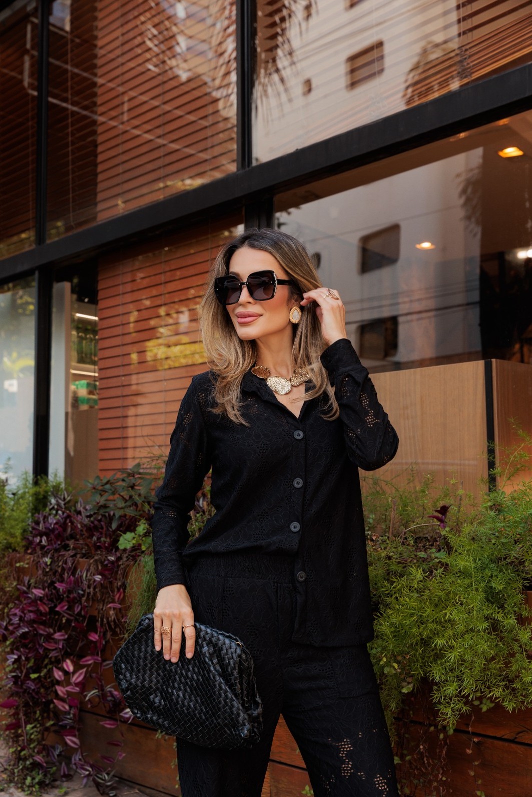Conjunto Helena em Malha Laise Premium Camisa Manga Longa e Calça Pantalona Preto. ⚠️ ATENÇÃO | PRÉ-VENDA Este produto será enviado a partir de 27/07. Conjunto Helena em Malha Laise Premium Camisa Manga Longa e Calça Pantalona Preto. ⚠️ ATENÇÃO | PRÉ-VENDA Este produto será enviado a partir de 27/07.