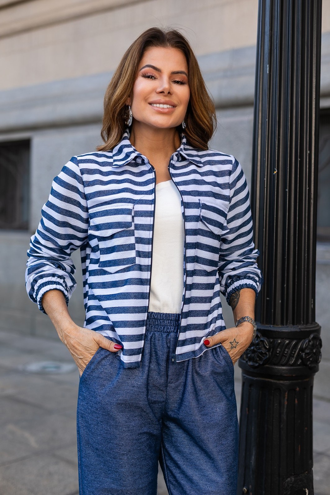 Conjunto Feminino  Em Moleton levinho azul jeans com listra  Gloria