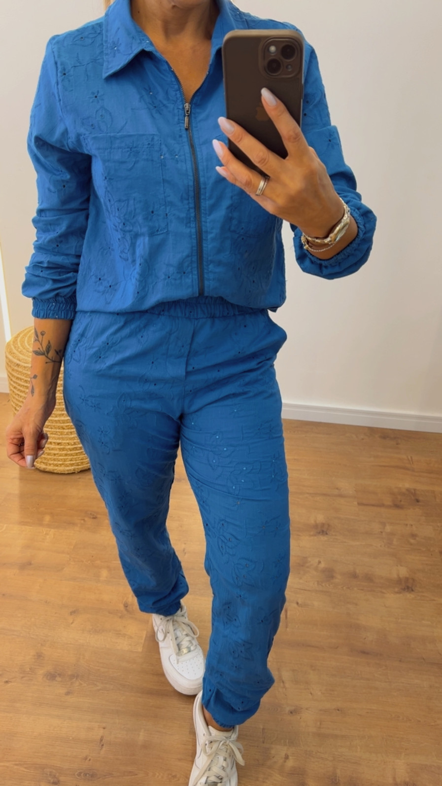 Conjunto de Jaquetinha e Calça Jogger  Bordado  lasie  Aurora Azul jeans